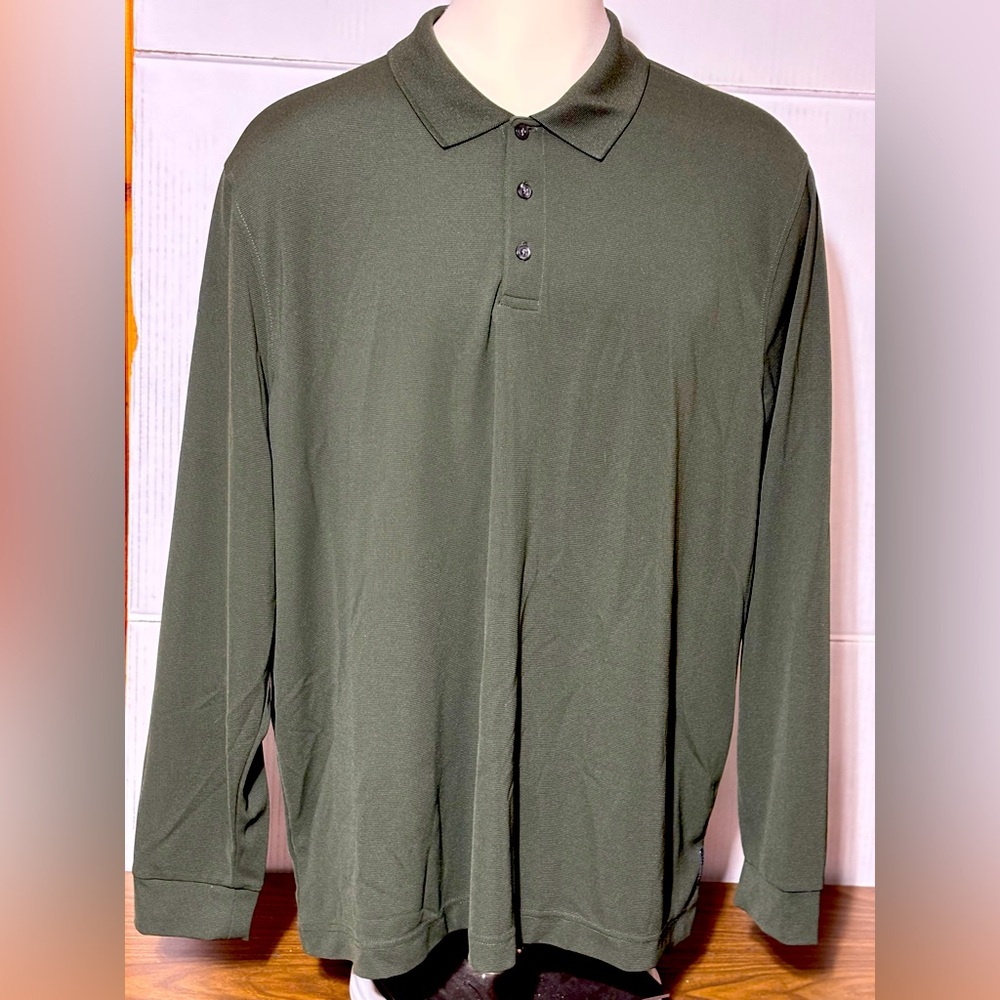 Perry Ellis men’s 3X long sleeve polo style shirt 100% poly green. 33” L